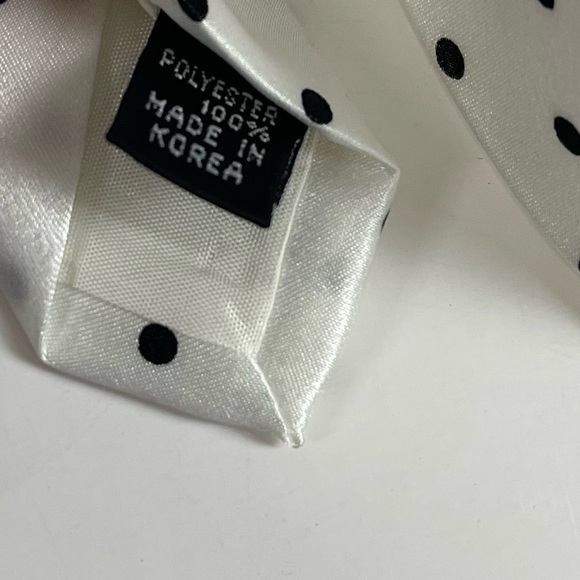 D'Amante Couture Mens Tie Necktie White Black Small Polka Dots - Picture 4 of 5